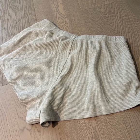 Lovers + Friends Mia Lounge Short - Picture 6 of 8